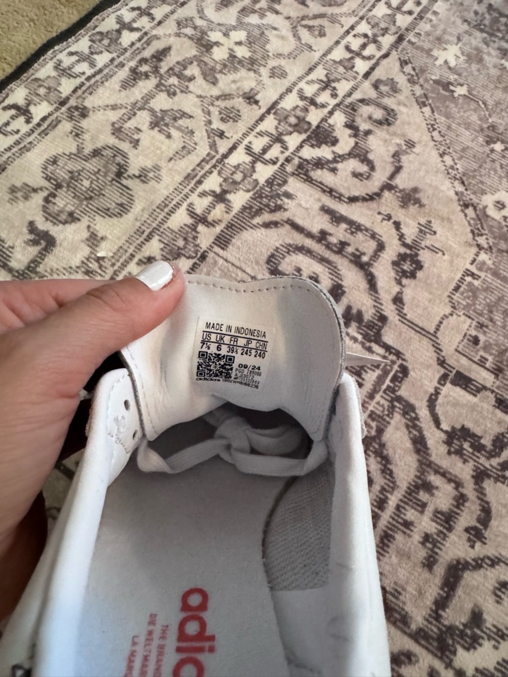 ADIDAS
Women's Adidas Sambae Shoes - Cloud White/Core Black/Semi Coral - Picture 6 of 6